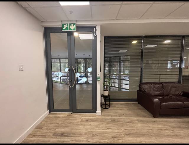 967M² OFFICE TO LET IN PLATTEKLOOF 1